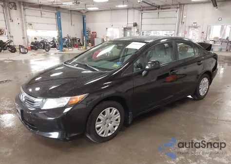 2012 Honda Civic Lx z USA, uszkodzony, nr VIN 2HGFB2F55CH583346